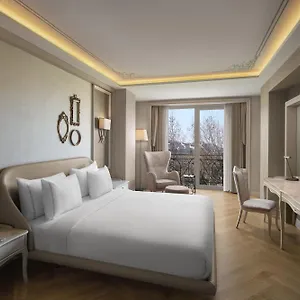 Ξενοδοχείο Lazzoni, Κωνσταντινούπολη